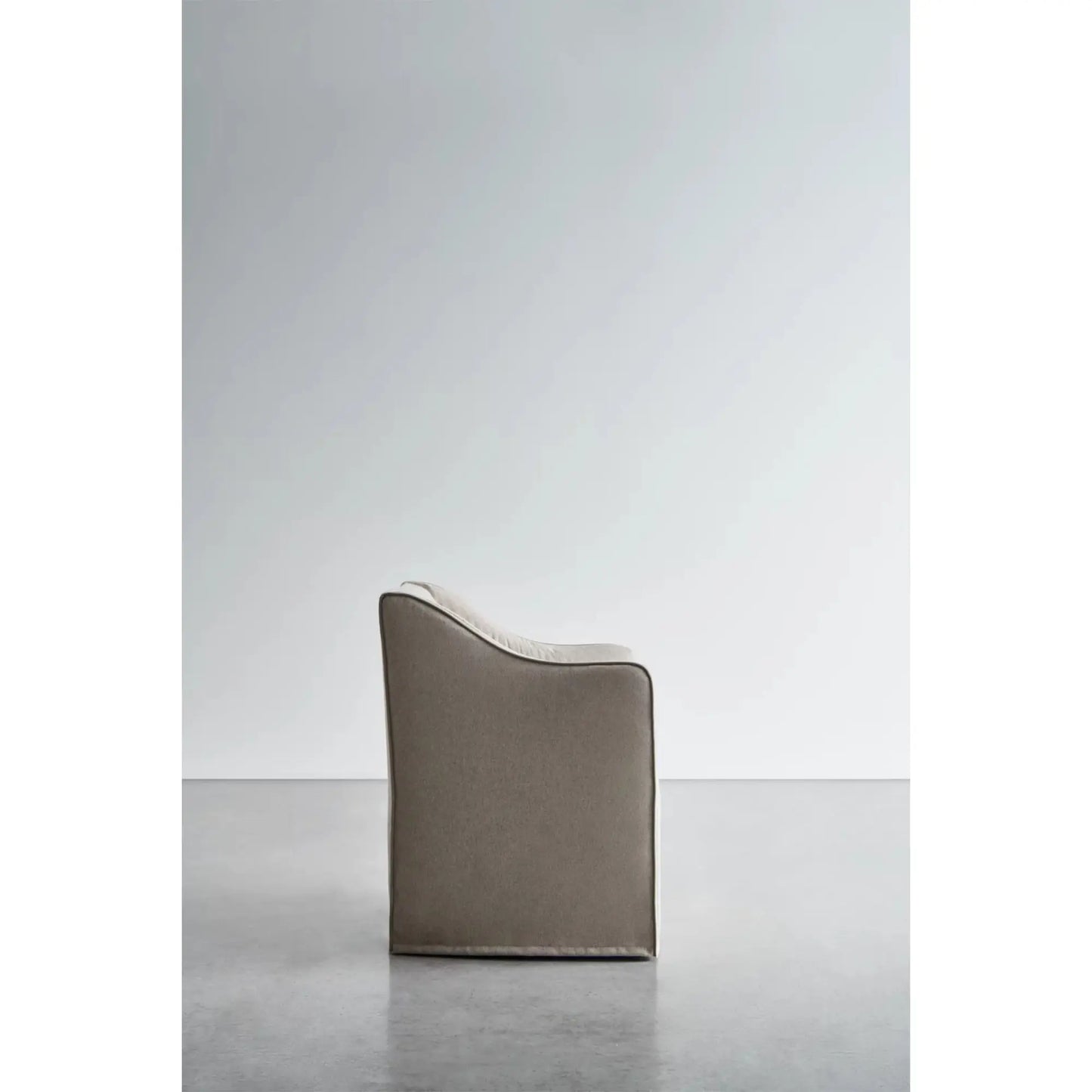 Gervasoni Saia 25 Armchair (side view). Chairs USA.