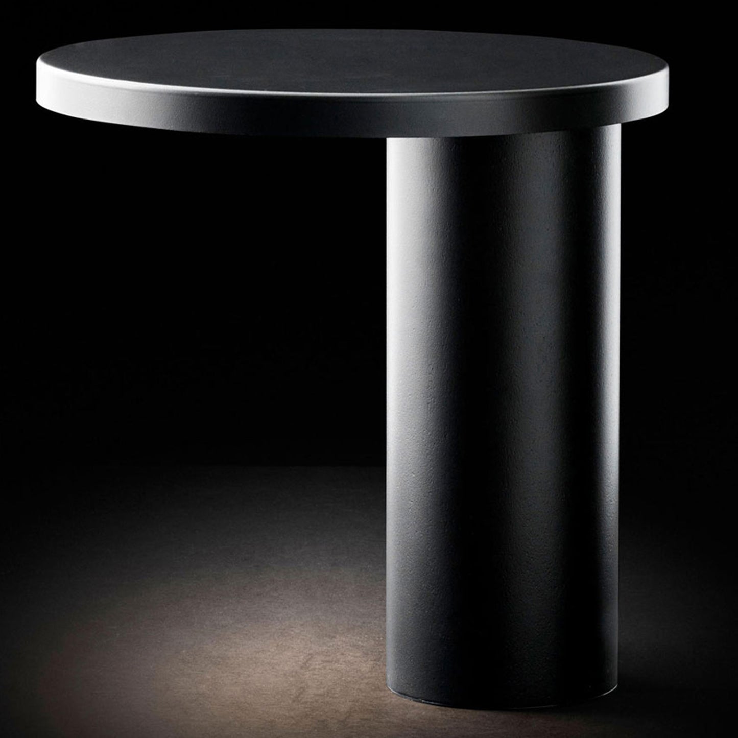 Cylinda - Table Lamp | Oluce | JANGEORGe Interiors & Furniture