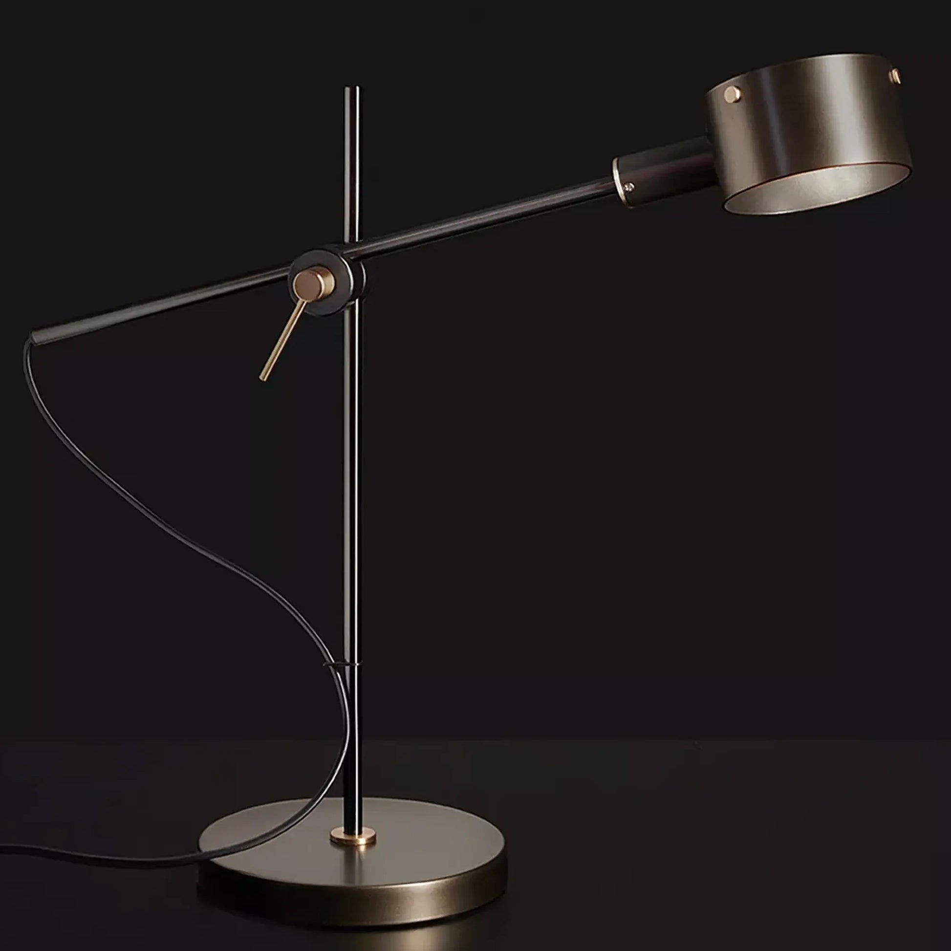 G.O. Floor Lamp 252 | Oluce | JANGEORGe Interiors & Furniture