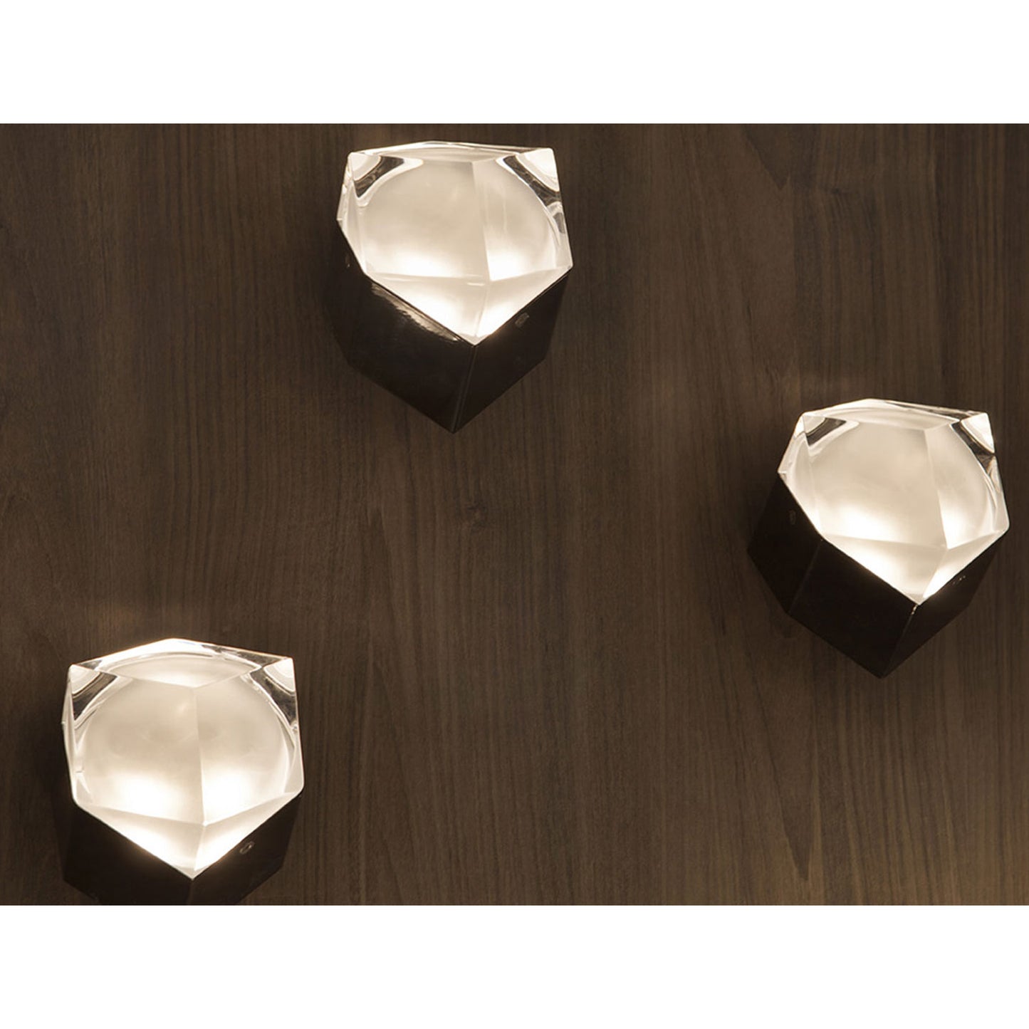 Astro - Wall Light | Oluce | JANGEORGe Interiors & Furniture