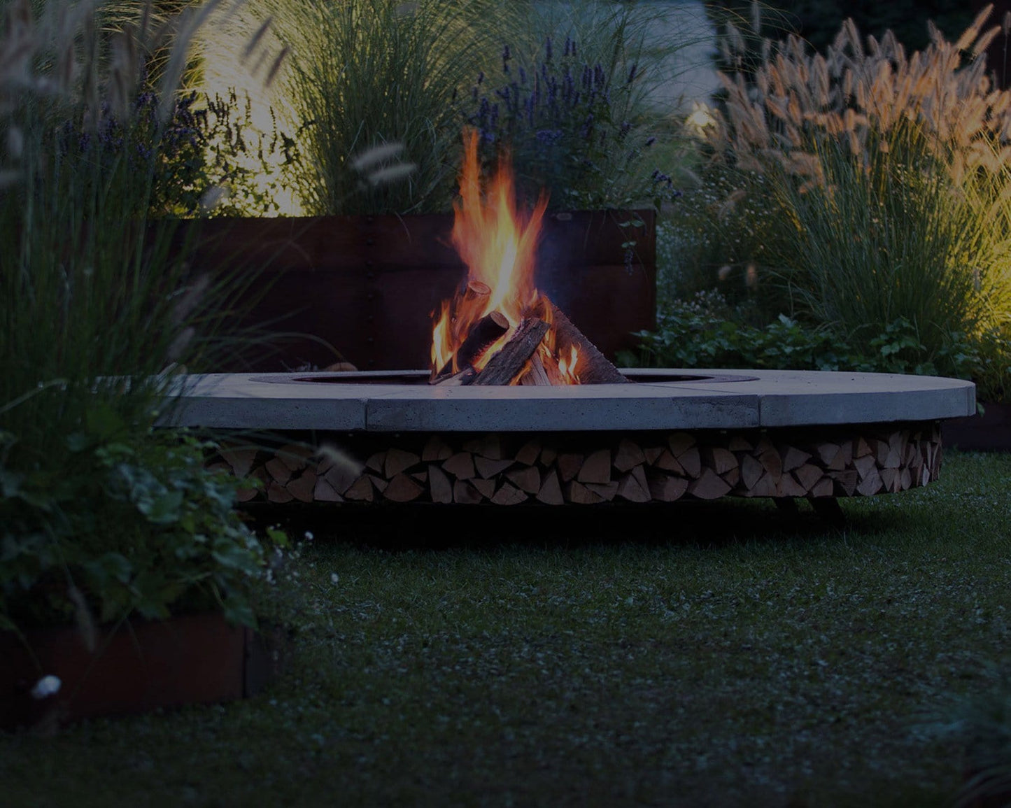 Ercole Outdoor Wood-Burning Fire Pit, Concrete | AK47 DesignArt | JANGEORGe Interior Design