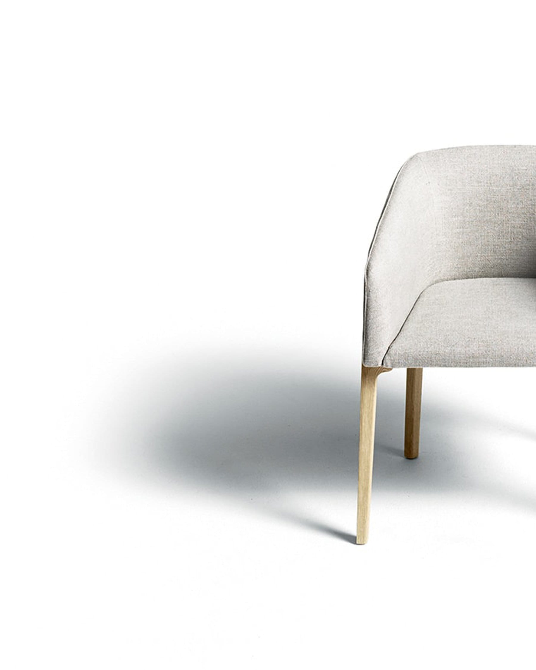 Chesto - Chair | DePadova | JANGEORGe Interior Design