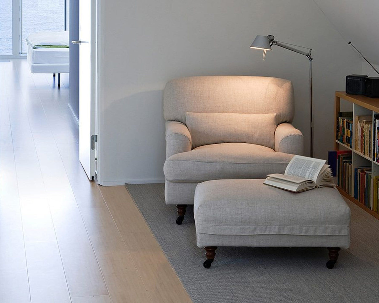 Raffles - Armchair | DePadova | JANGEORGe Interior Design