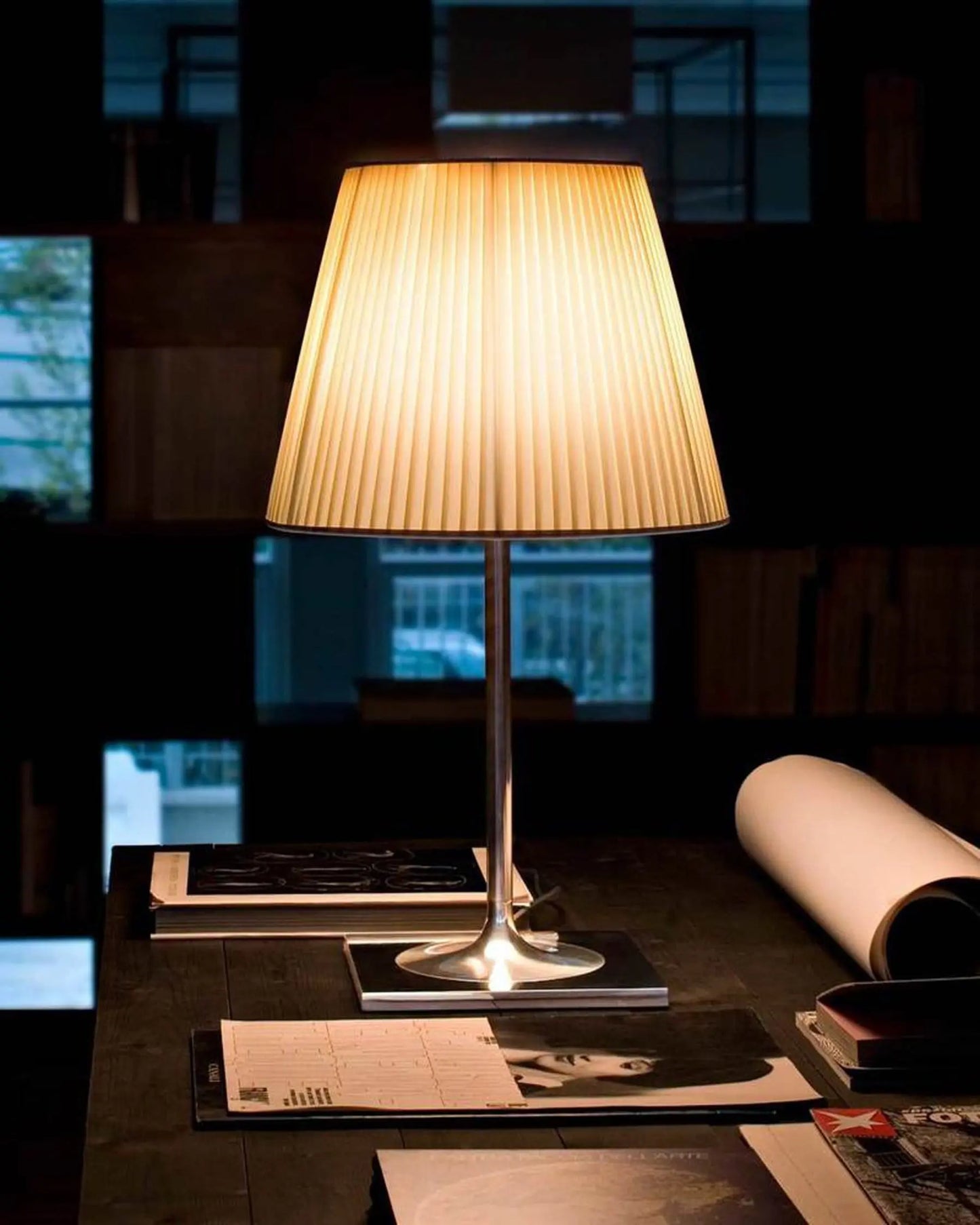 Ktribe T1 Table Lamp | Flos | JANGEORGe Interior Design