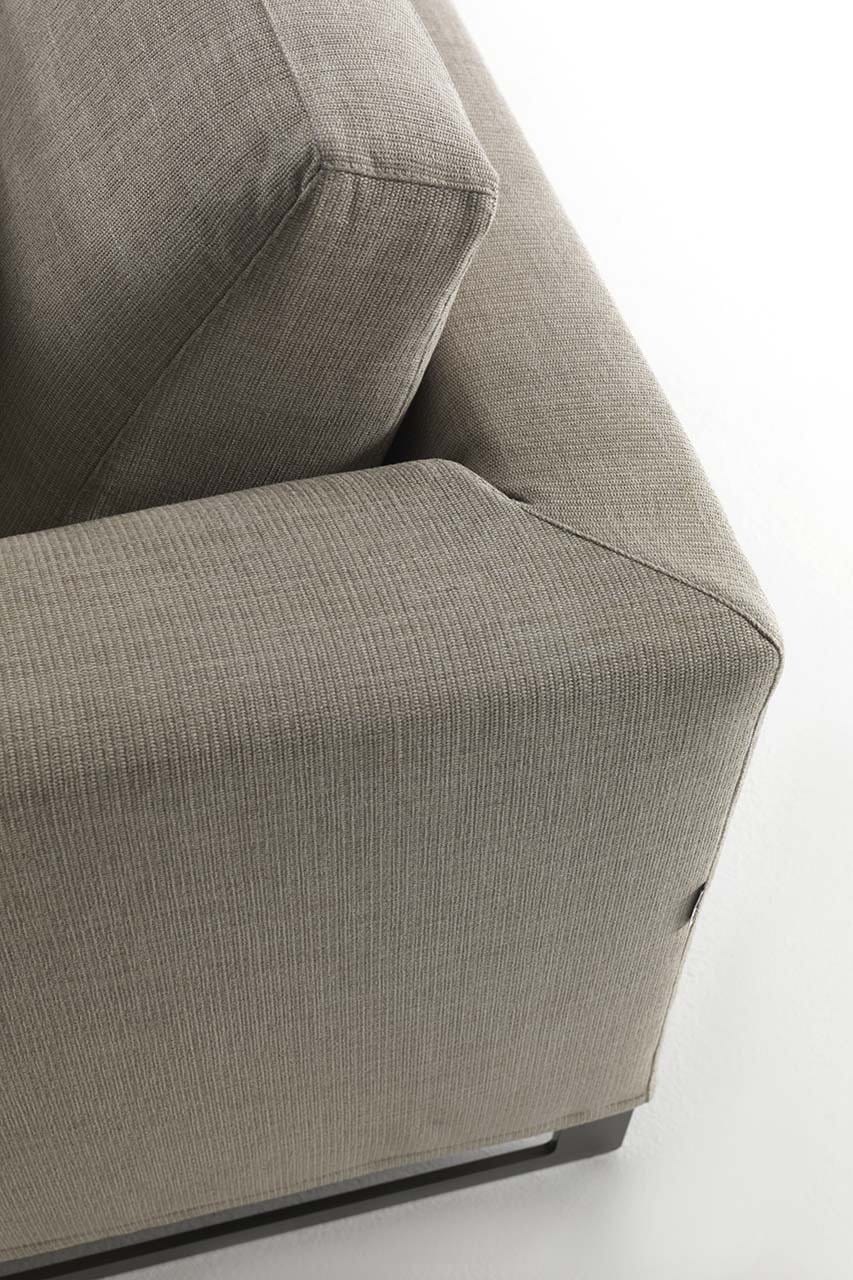 Davis Free - Sofa | Frigerio | JANGEORGe Interior Design