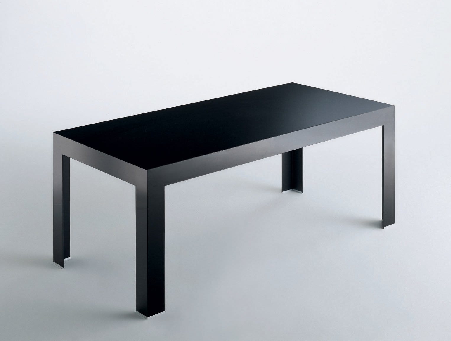 Atlantis Tavoli Alti Glass Dining Table | Glas Italia | JANGEORGe Interior Design