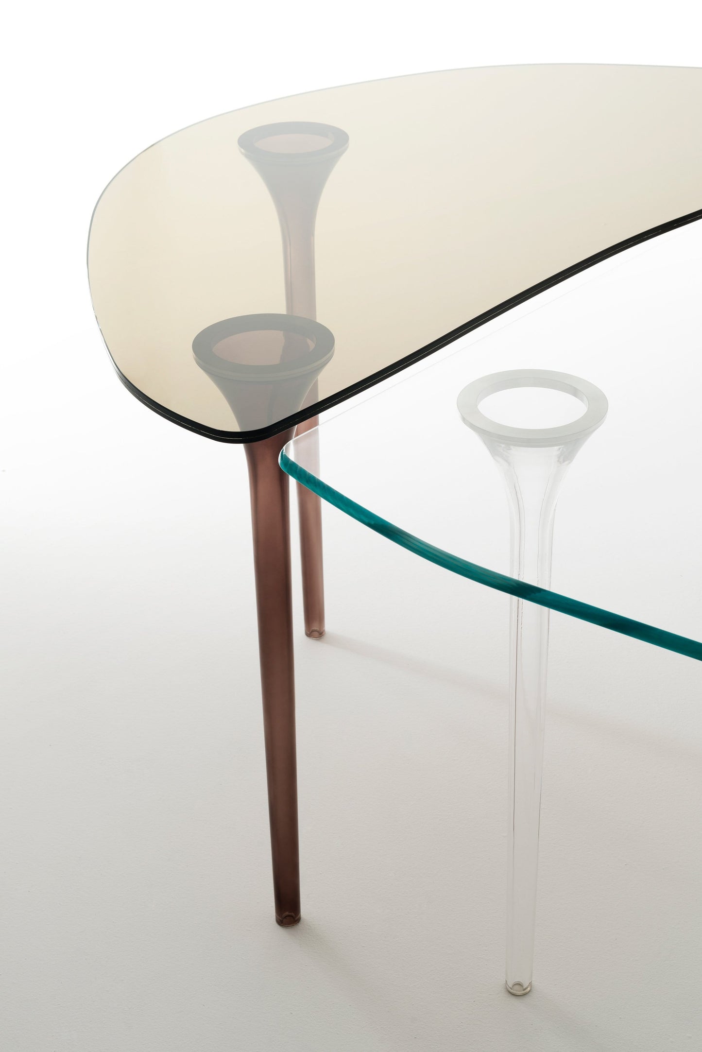 Specchio di Venere Glass Table | Glas Italia | JANGEORGe Interior Design