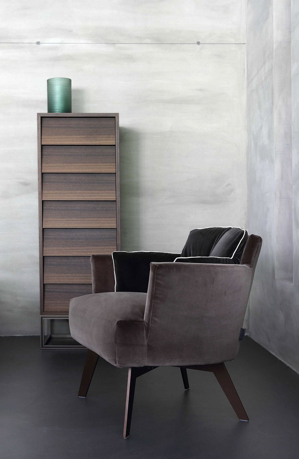 Azzano - Armchair | Linteloo | JANGEORGe Interior Design