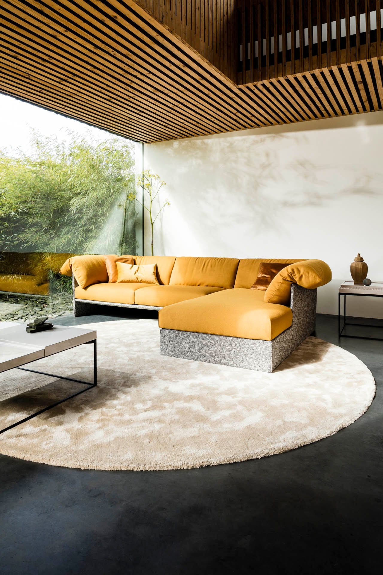 Highline - Sofa | Linteloo | JANGEORGe Interior Design