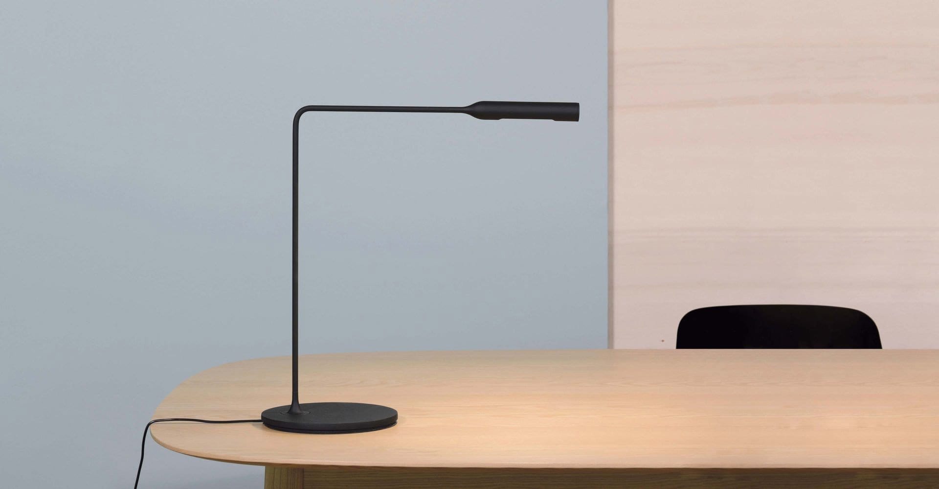 Flo - Desk Lamp | Lumina | JANGEORGe Interior Design