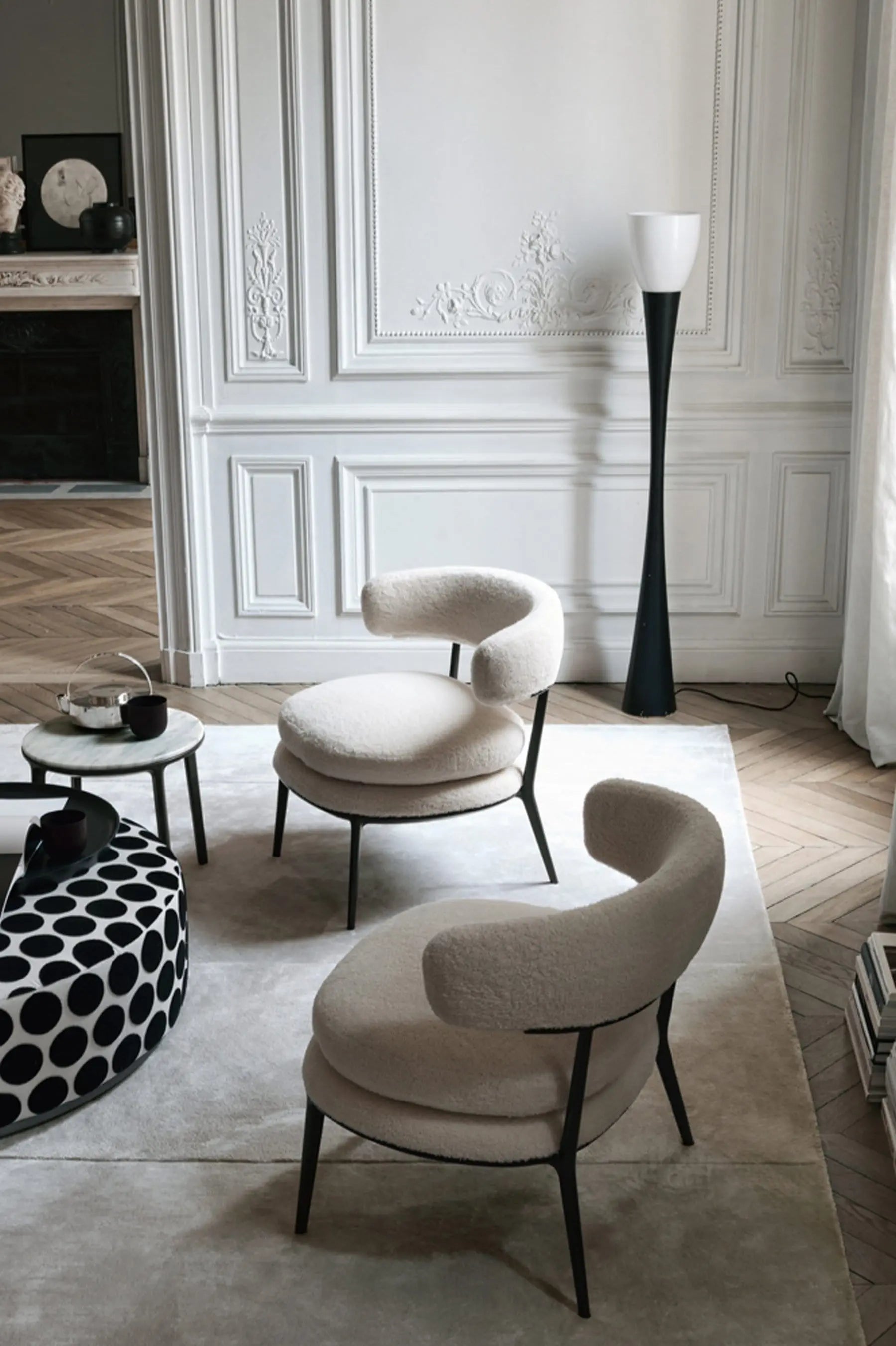 Caratos Armchair | Maxalto | JANGEORGe Interior Design