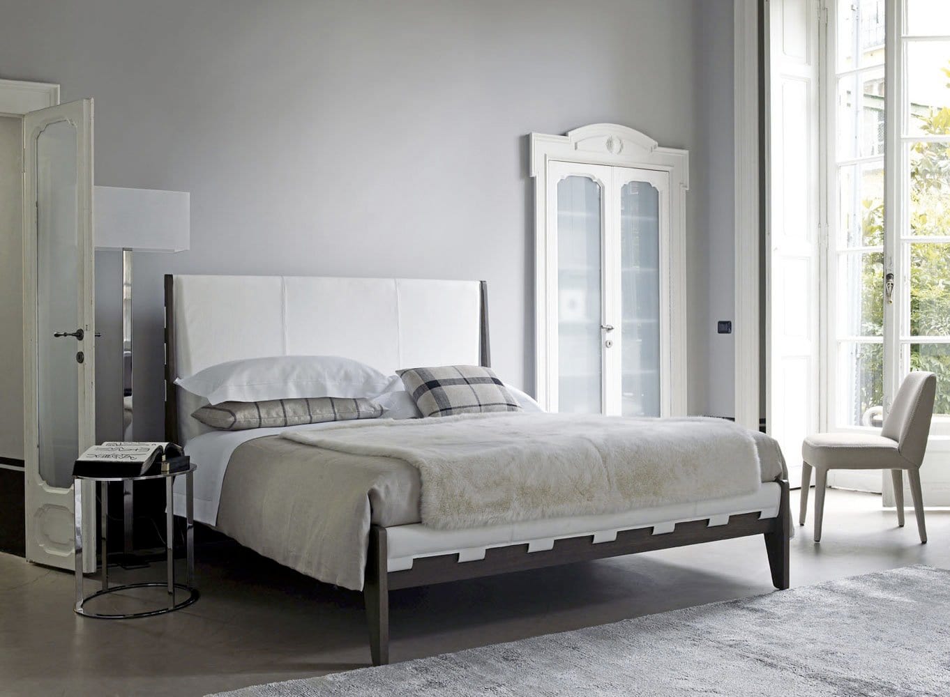 Talamo Bed | Maxalto | JANGEORGe Interior Design