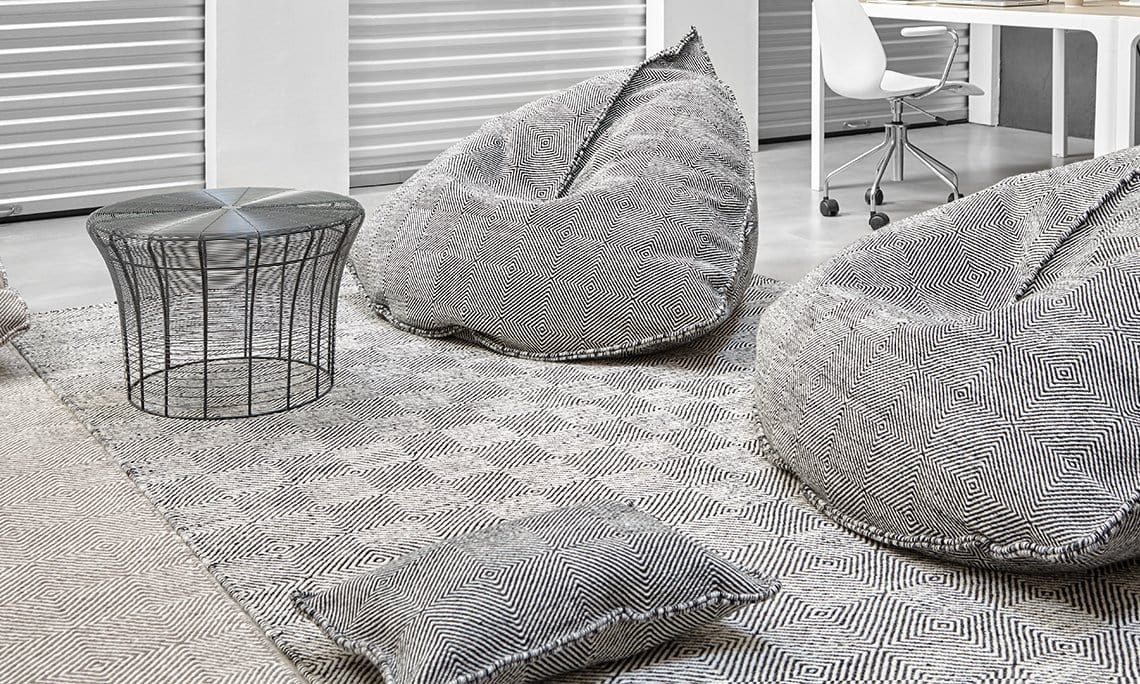 Sail - Pouf 100% New Wool | GAN RUGS | JANGEORGe Interior Design