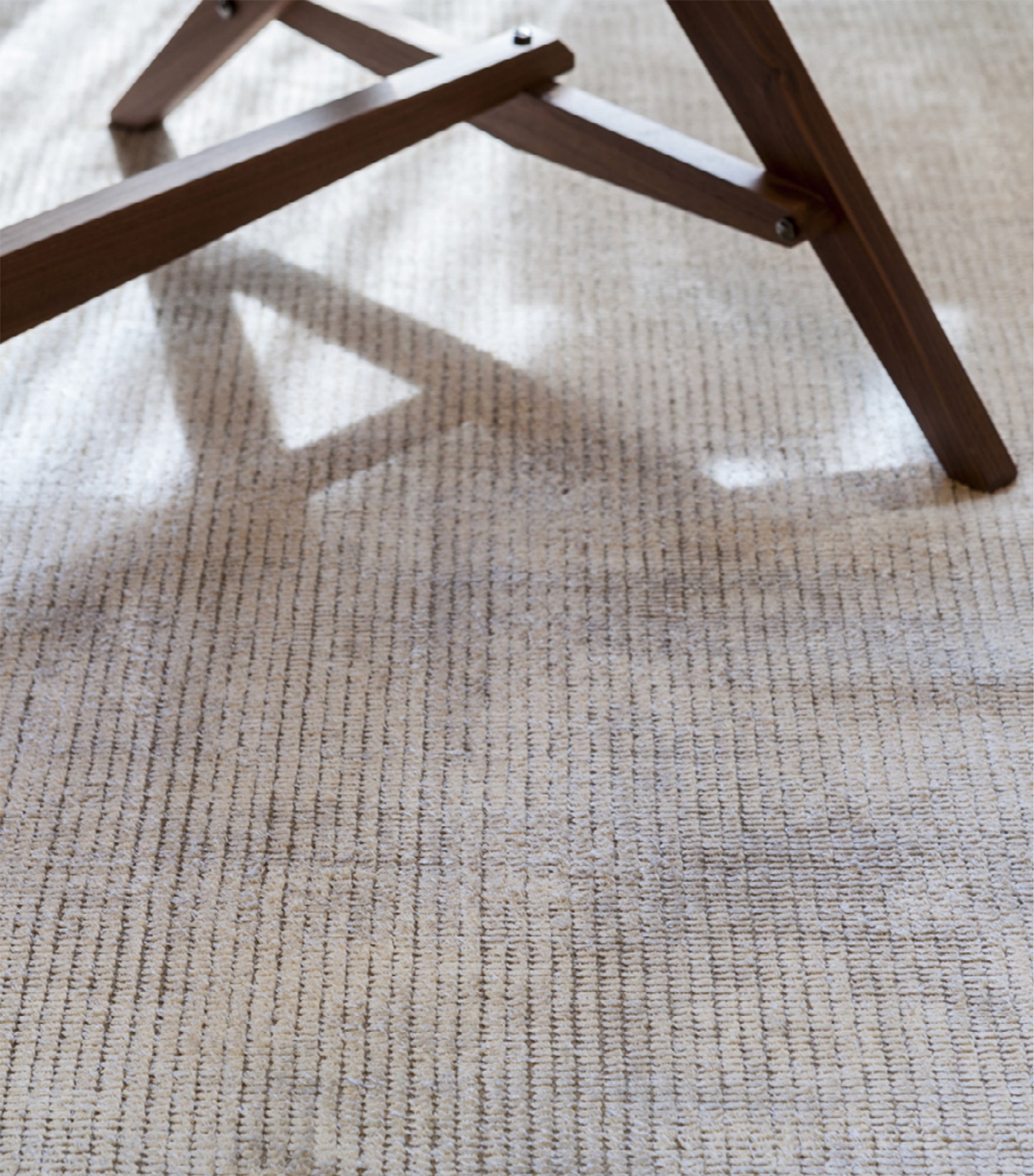 JANGEORGe Interiors & Furniture GT Design Seta II Re Rug