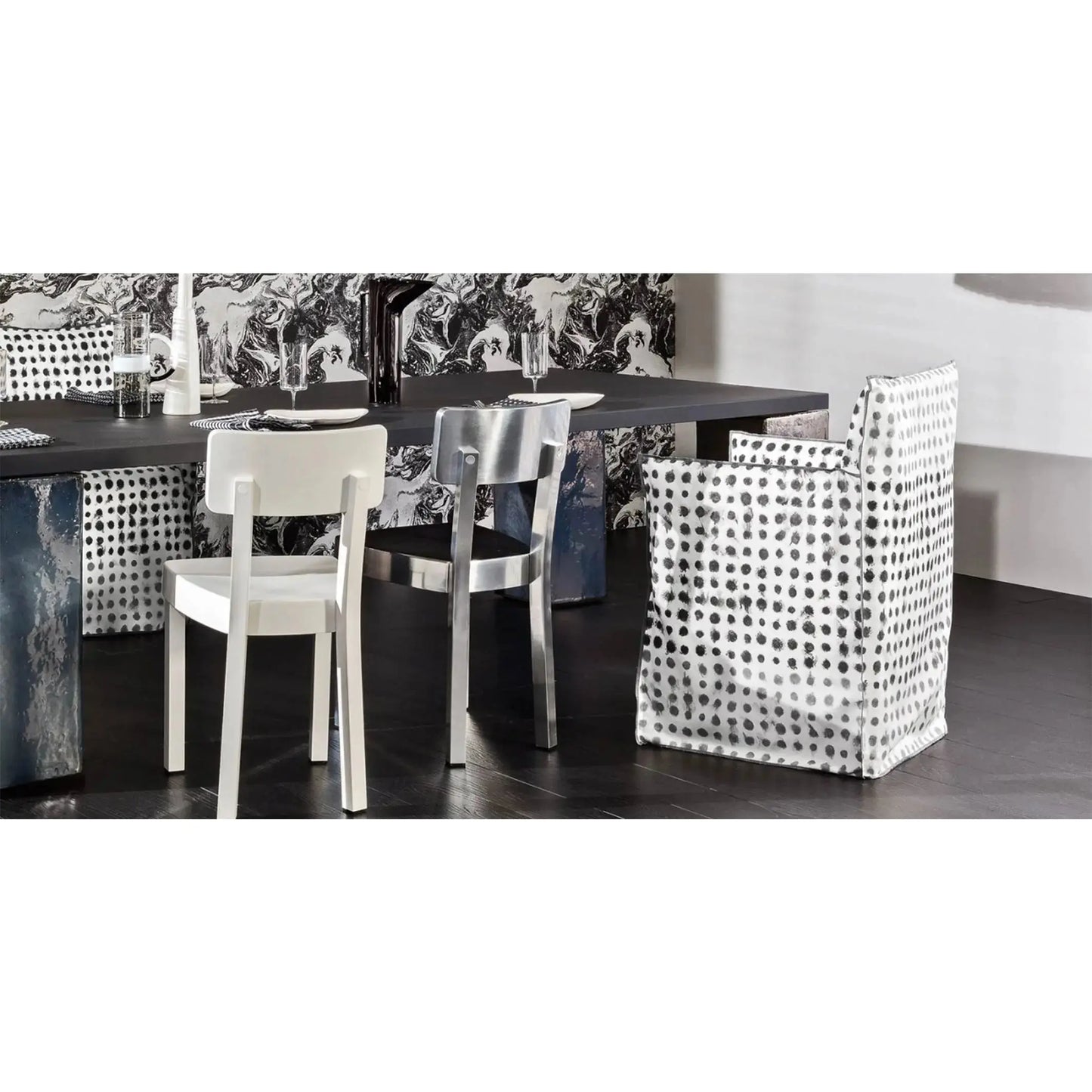 Ghost 25 - Dining Chair with Arms Gervasoni