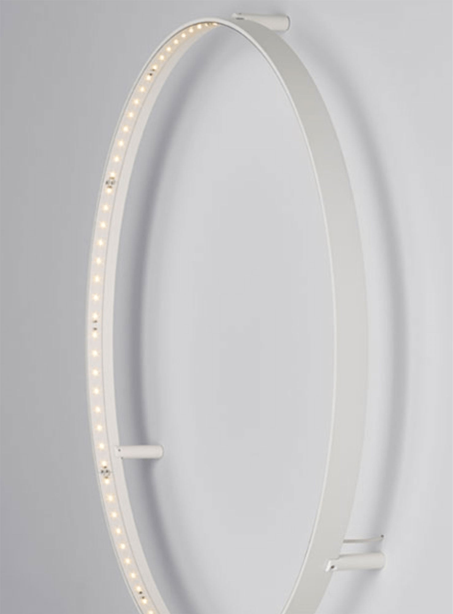 JANGEORGe Interiors & Furniture Le Deun Curve 120 Wall Fixture